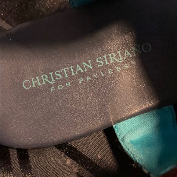 Ankle strap sandals - Picture 4 of 4